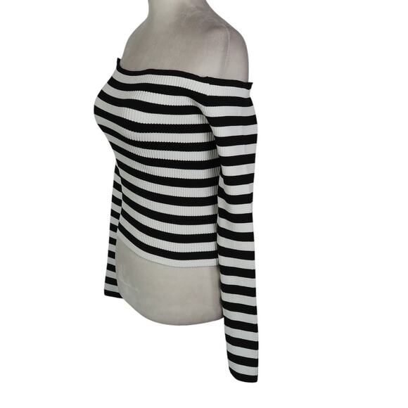 Silence + Noise Urban Outfitters White and Black Striped Off Shoulder Sweater S - Picture 4 of 7